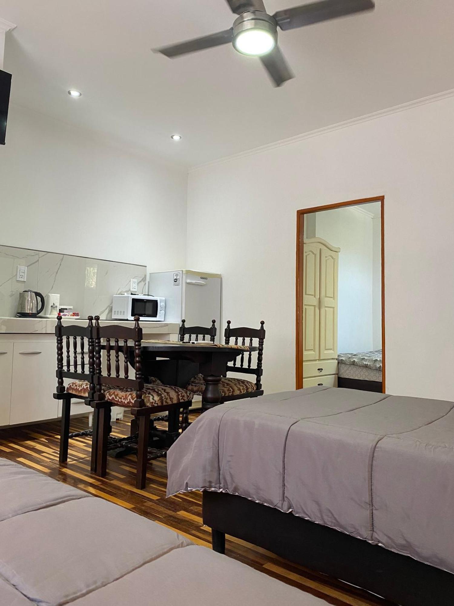 Temporarios Saenz Pena Appartement Roque Sáenz Peña Buitenkant foto